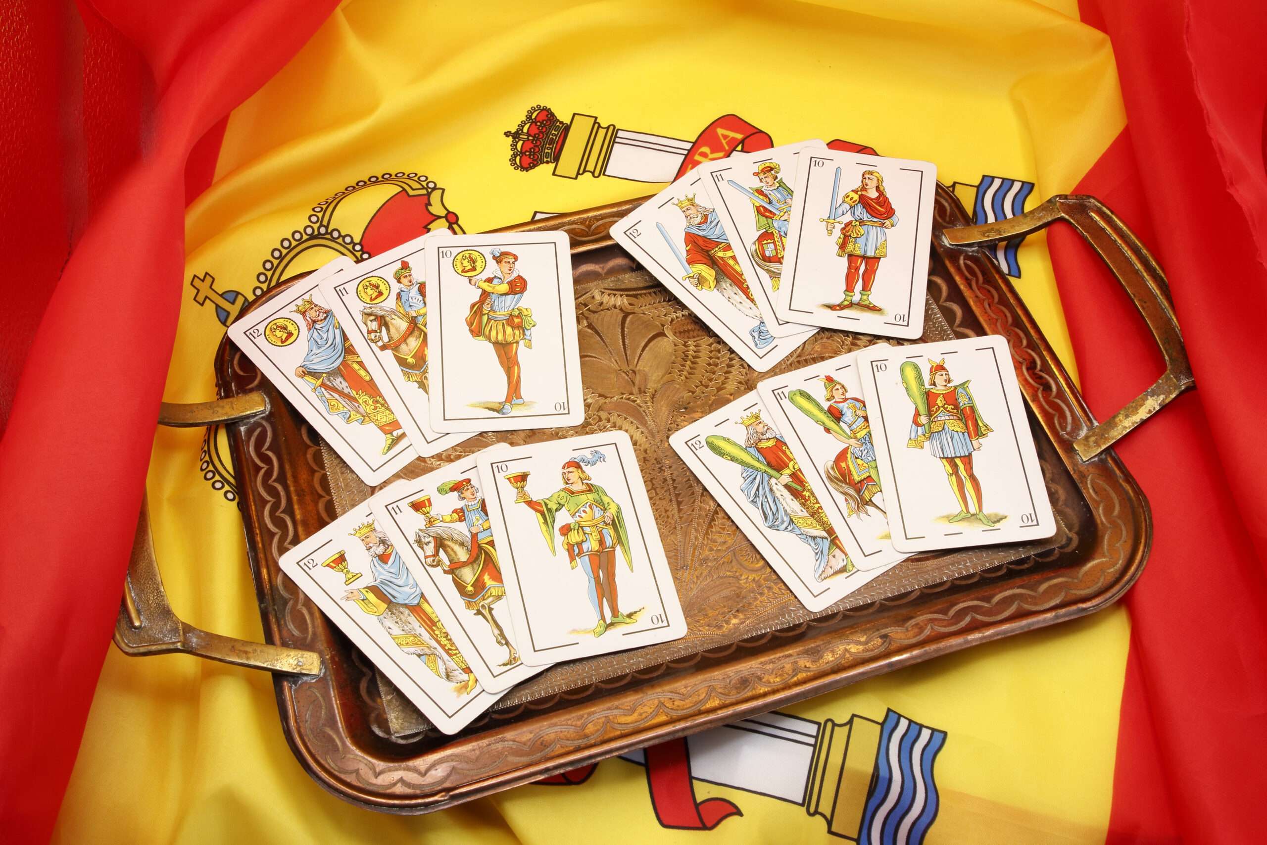 スペインの伝統的なトランプカード | スペイン語勉強の教材